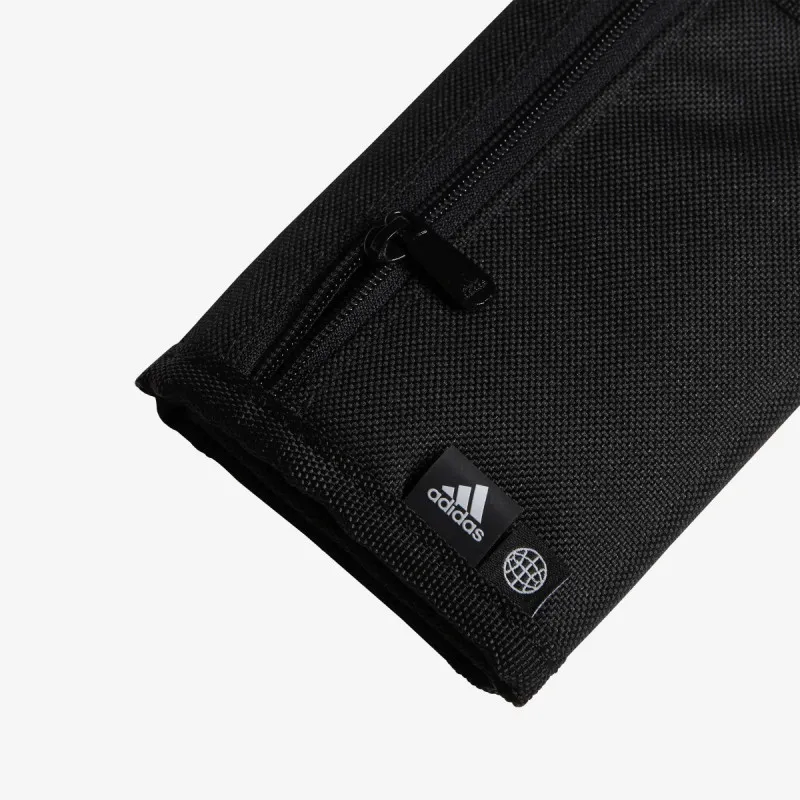 adidas LInear 