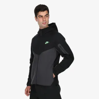 Nike Tech 
