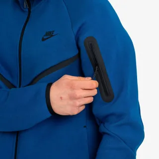 Nike Tech 