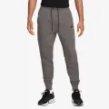 Nike M NK TCH FLC JGGR 
