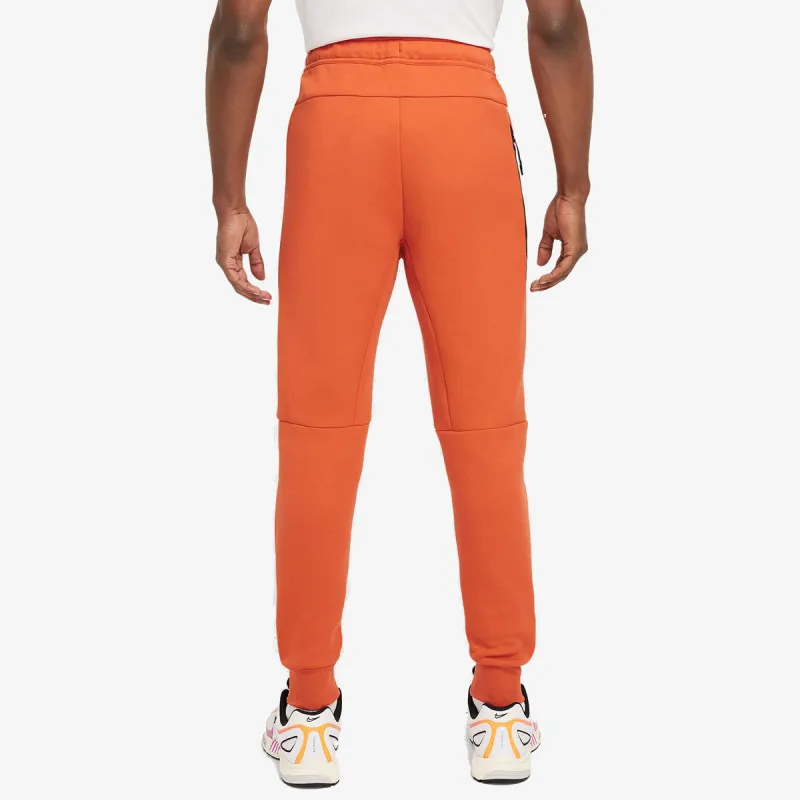 Nike M NK TCH FLC JGGR 