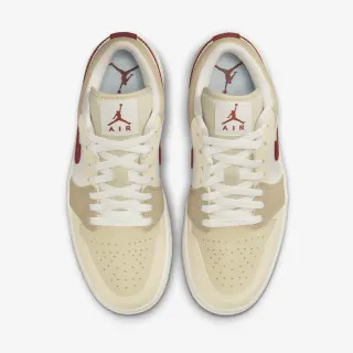 Jordan WMNS AIR JORDAN 1 LOW CE 