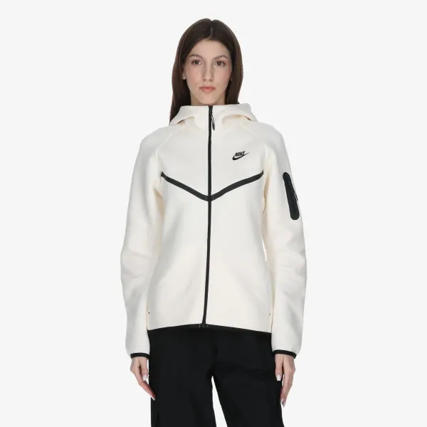 Nike Sportswear 
