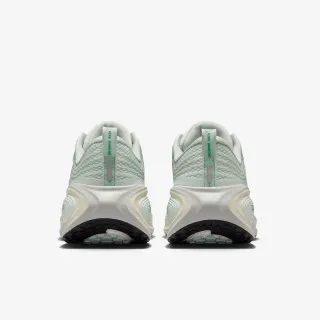 Nike W NIKE VOMERO PLUS 