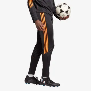 adidas TIRO 23 CLUB 