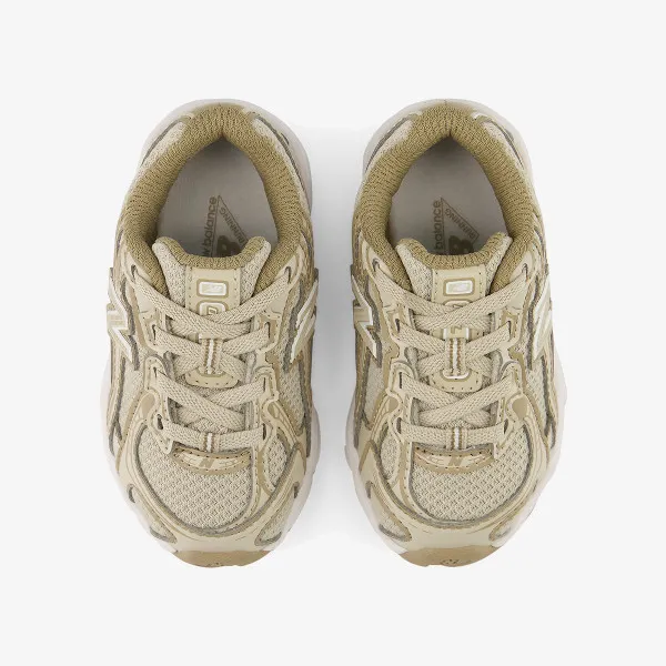 New Balance K 740 