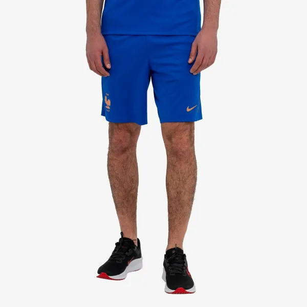 Nike FFF Strike 