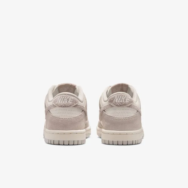 Nike Dunk Low SE 