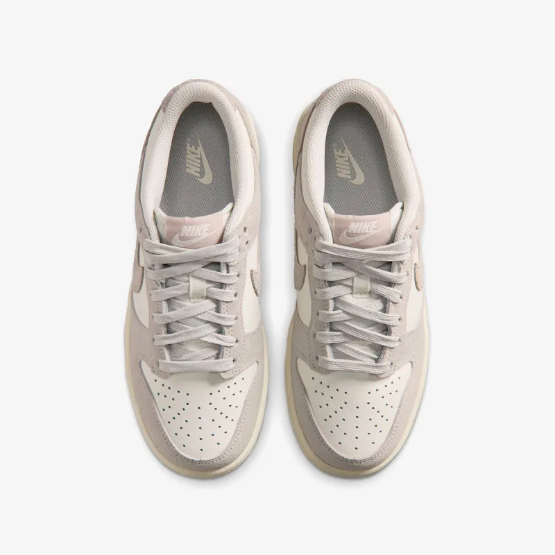 Nike Dunk Low SE 