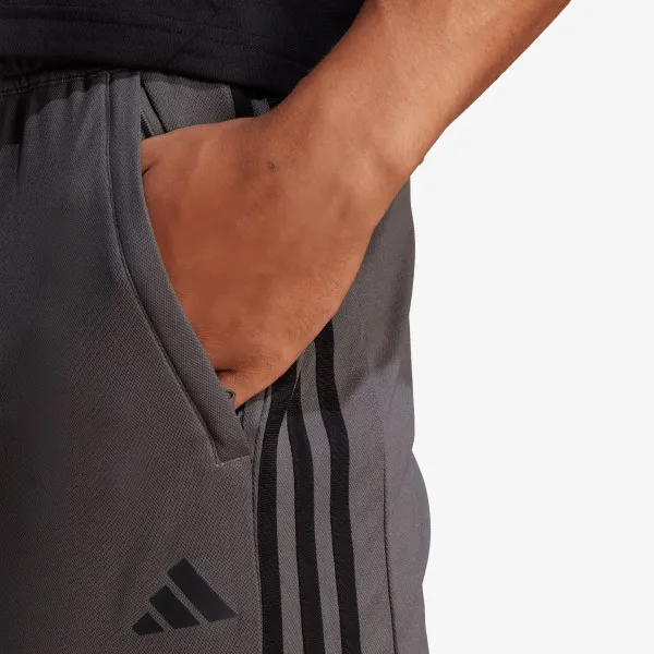 adidas KRATKE HLAČE Train Essentials Piqué 3-Stripes 