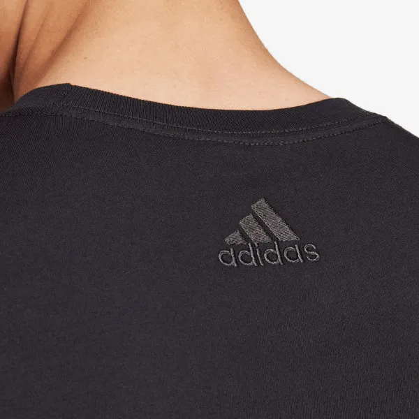 adidas T-shirt Essentials 