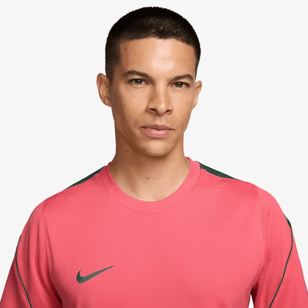 Nike Strike 