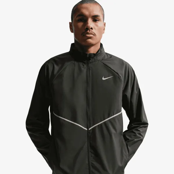 Nike M NK UV RPL MILER JKT 