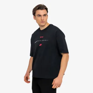 Jordan M J FLT SCRIPT BOXY SS CREW 