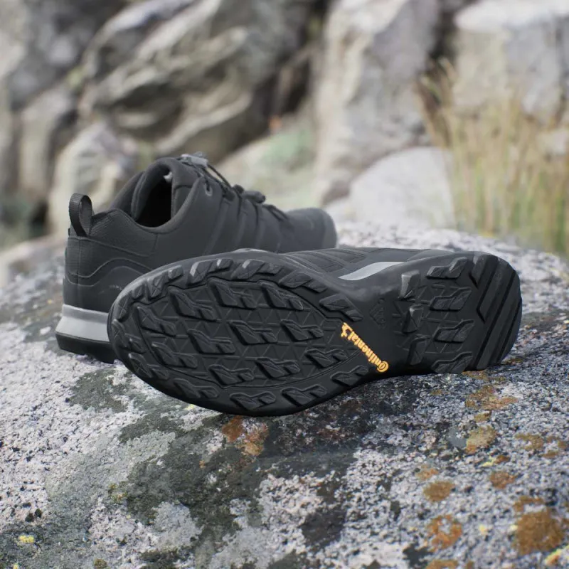 adidas Terrex Swift R2 