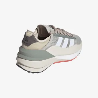 adidas Avryn X 