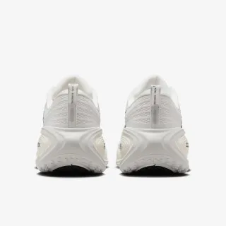 Nike NIKE VOMERO PLUS RUN 