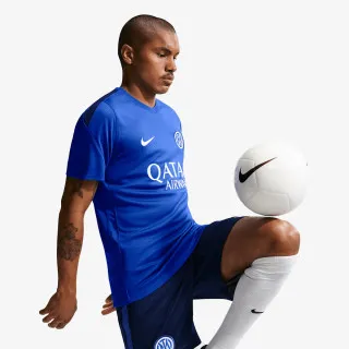 Nike Inter Strike 