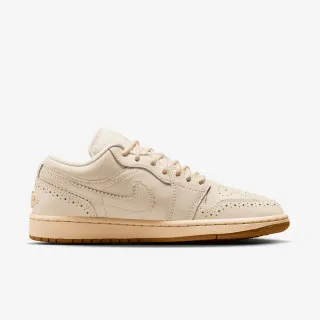 Nike WMNS AIR JORDAN 1 LOW SE 