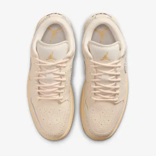 Nike WMNS AIR JORDAN 1 LOW SE 