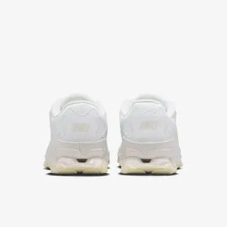 Nike W NIKE REAX 8 TR MESH 