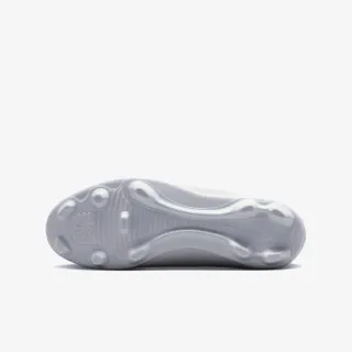Nike Vapor 17 
