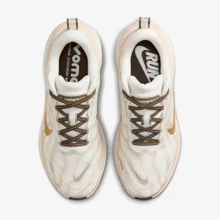 Nike W NIKE VOMERO PLUS NA9 