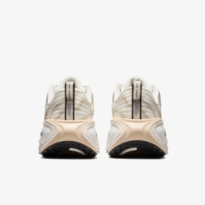 Nike W NIKE VOMERO PLUS NA9 