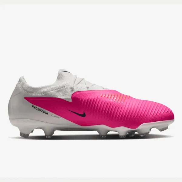Nike Phantom 6 