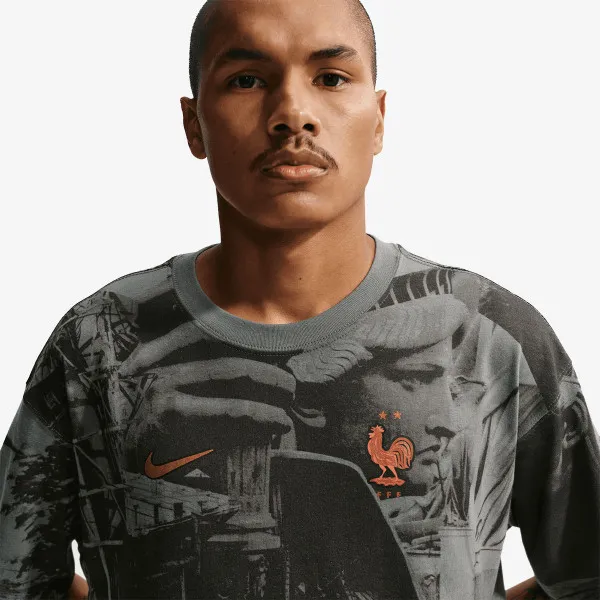 Nike FFF 