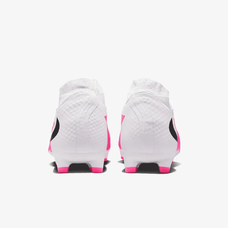 Nike Phantom 6 