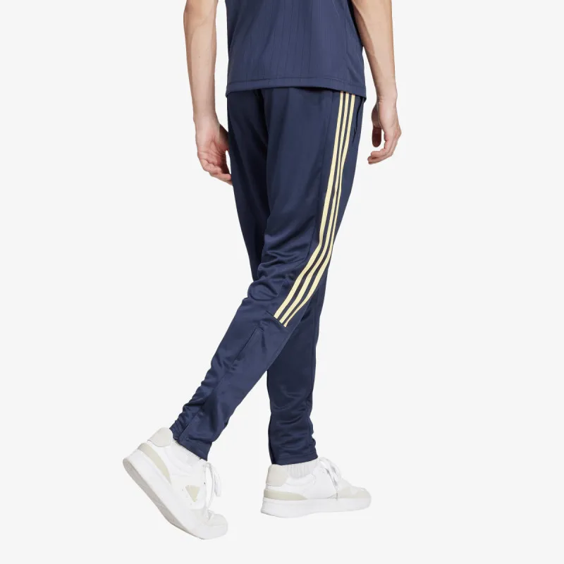adidas Tiro 