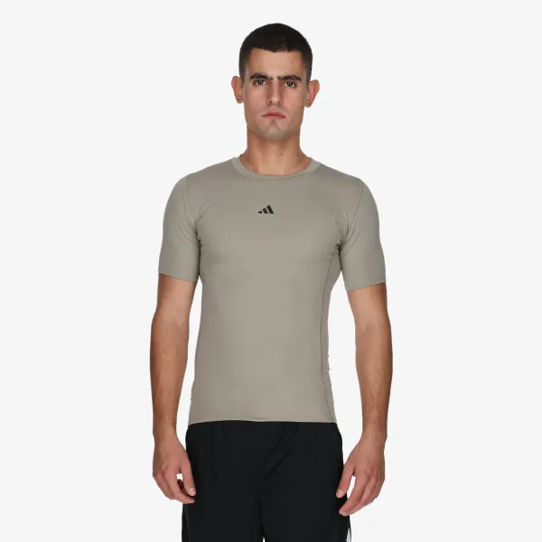 adidas Techfit 