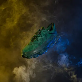 adidas OZWEEGO TR 