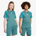 adidas J  CB T 