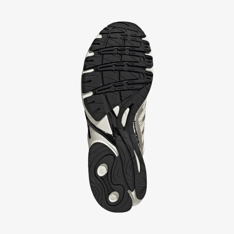 adidas ADISTAR CONTROL 3 