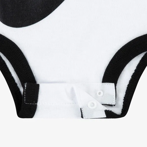 Nike Futura Logo 