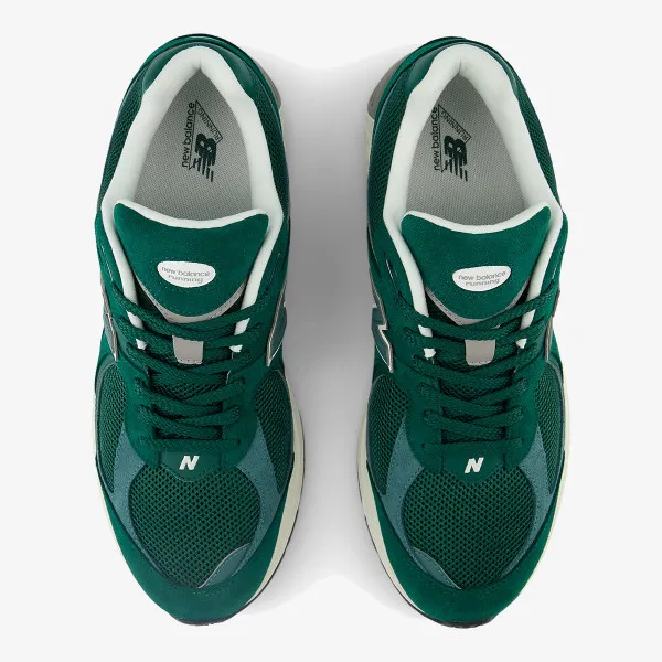 New Balance 2002R 