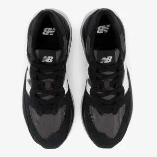 New Balance 5740 