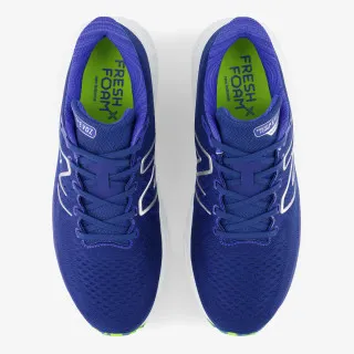 New Balance Evoz 