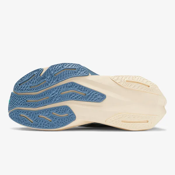 New Balance FuelCell Rebel v4 