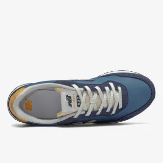New Balance M527 