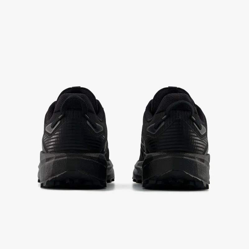 New Balance M REBEL TRAIL 