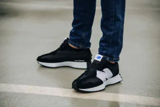 New Balance 327 