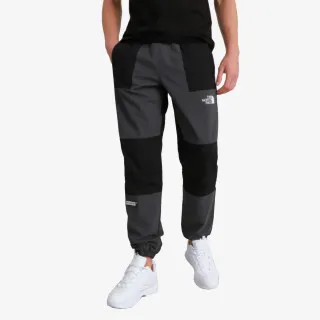 The North Face MOUNTAIN ATHLETICS WOVEN 