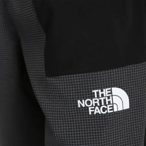 The North Face Hlače MOUNTAIN ATHLETICS WOVEN 