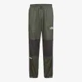 The North Face MOUNTAIN ATHLETICS WOVEN 
