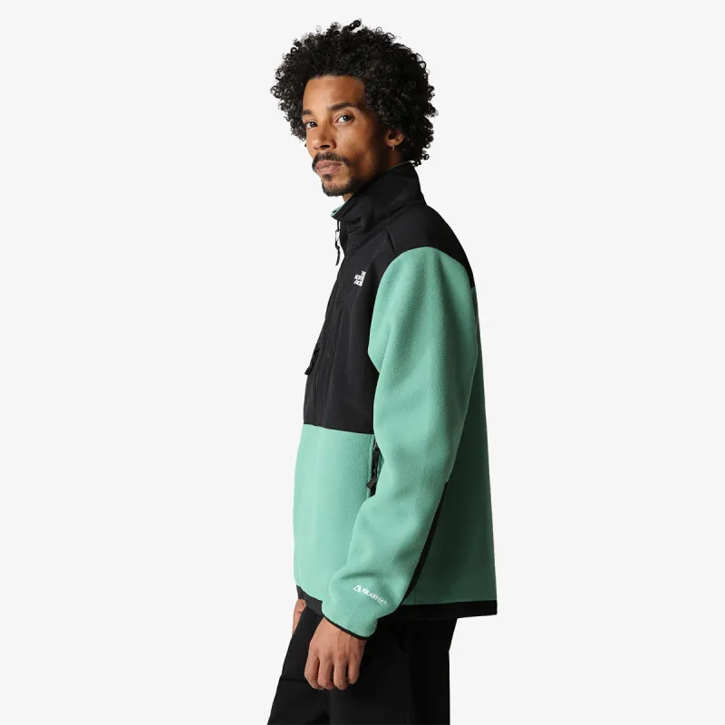 The North Face Men’s Denali Jacket 
