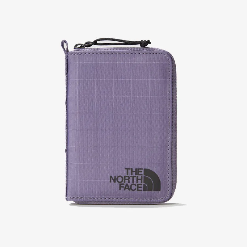 The North Face Base Camp Voyager Wallet 
