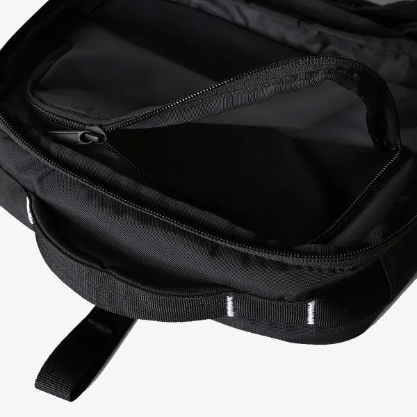 The North Face BASE CAMP VOYAGER DOPP KIT 